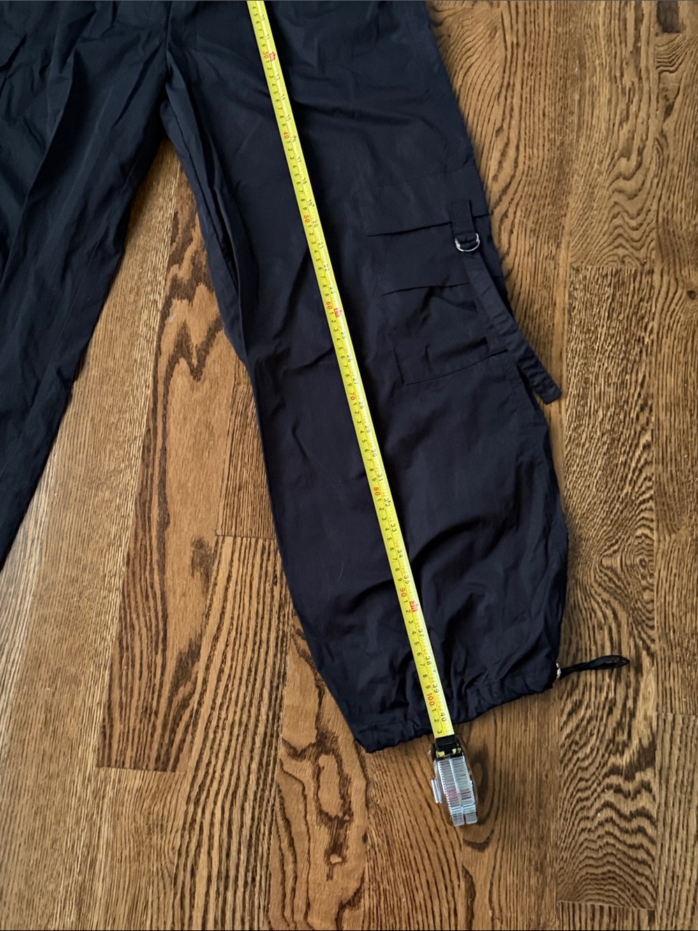 Bucket list Black Cargo Drawstring parachute jogger Pants medium - Picture 9 of 11